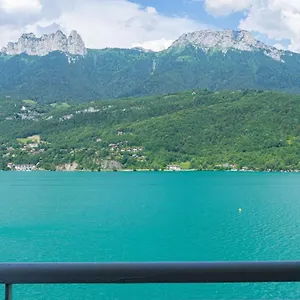 Appartement Duplex With Balcony On The Lake Classified 3 Stars France