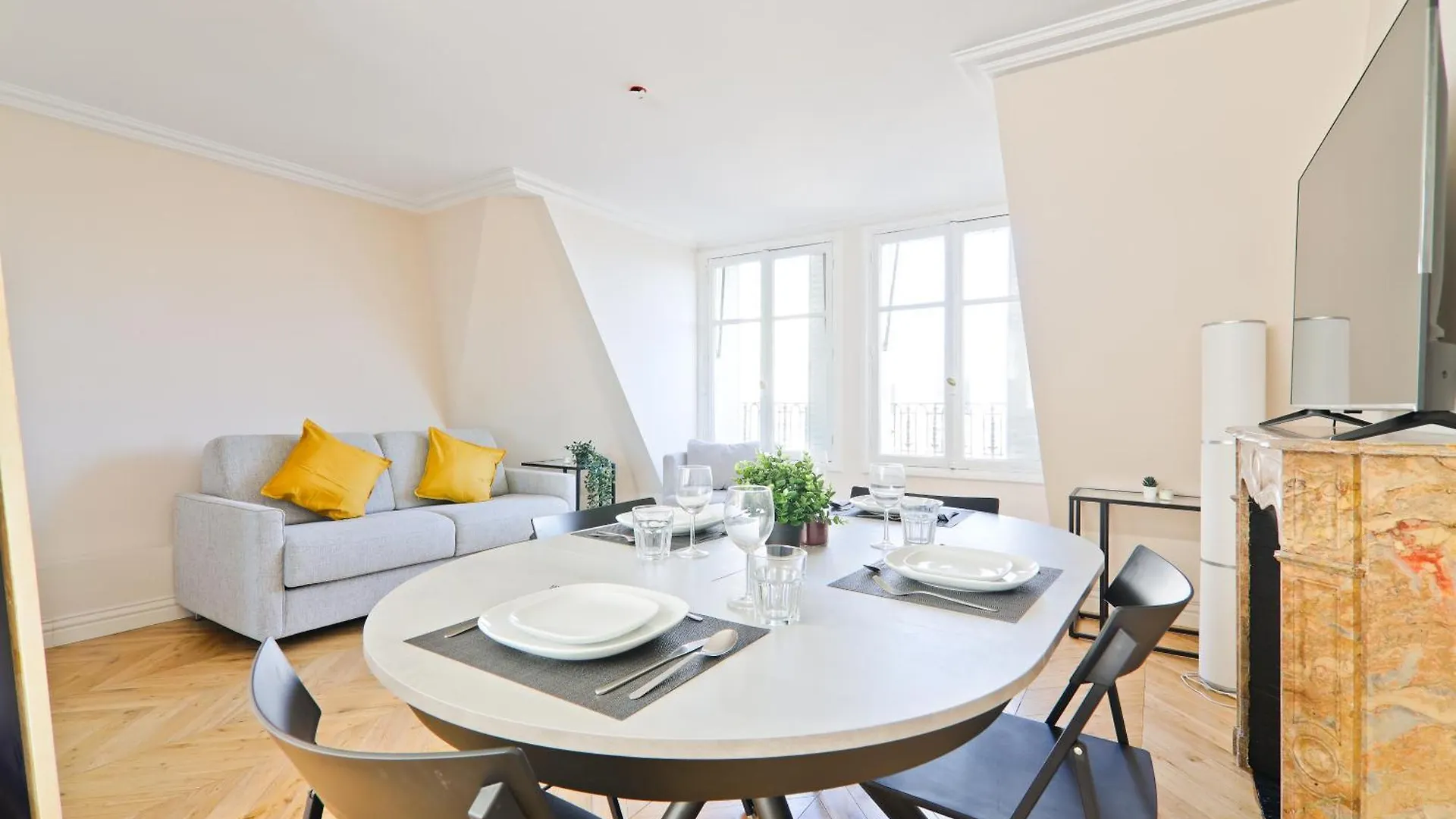 Appartement Quartier Rue De La Paix Free Netflix パリ アパート